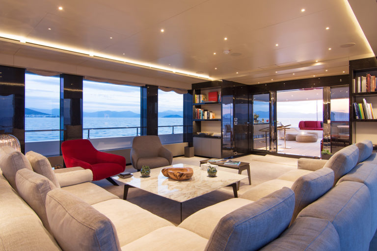 Private Motor Yacht Charter Lounge with fine dining with sea view - High Point Yachting
