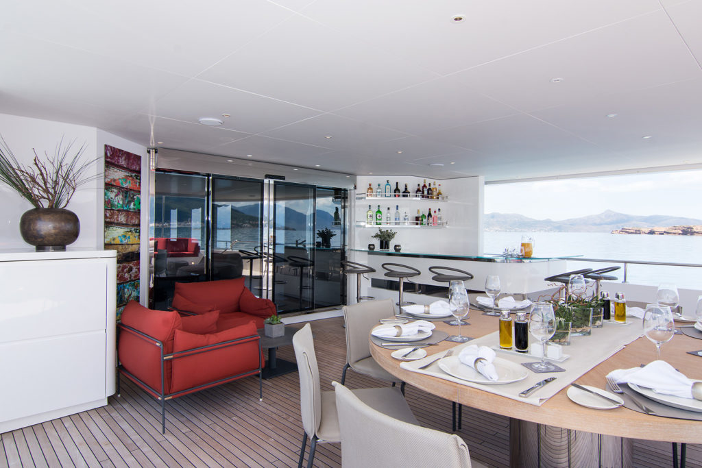 Luxury Bar on board of yacht charter - High Point Yachting