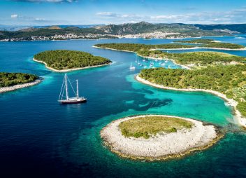 THE MEDITERRANEAN YACHT CHARTER GUIDE