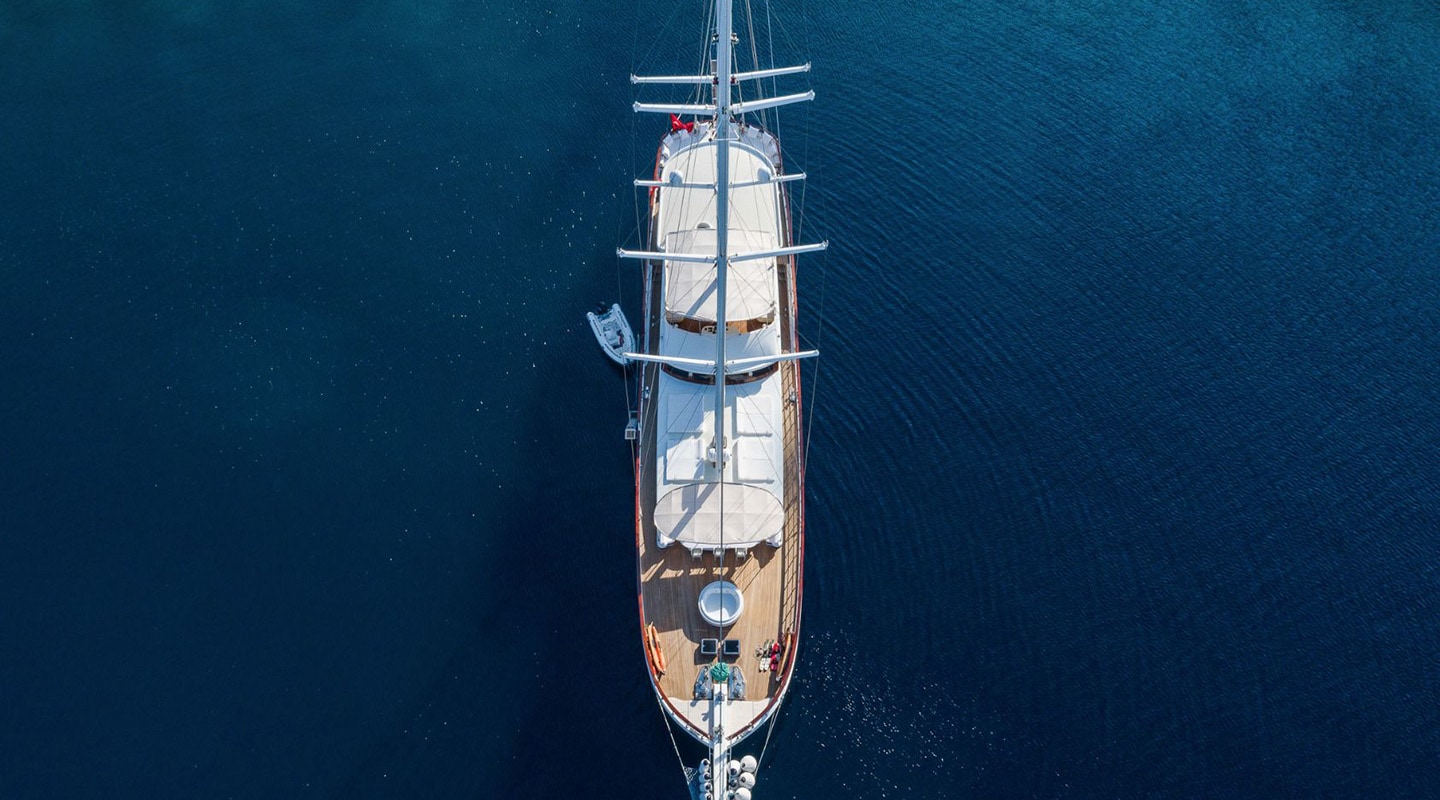 High Point Yachting - HALCON DEL MAR Aerial view