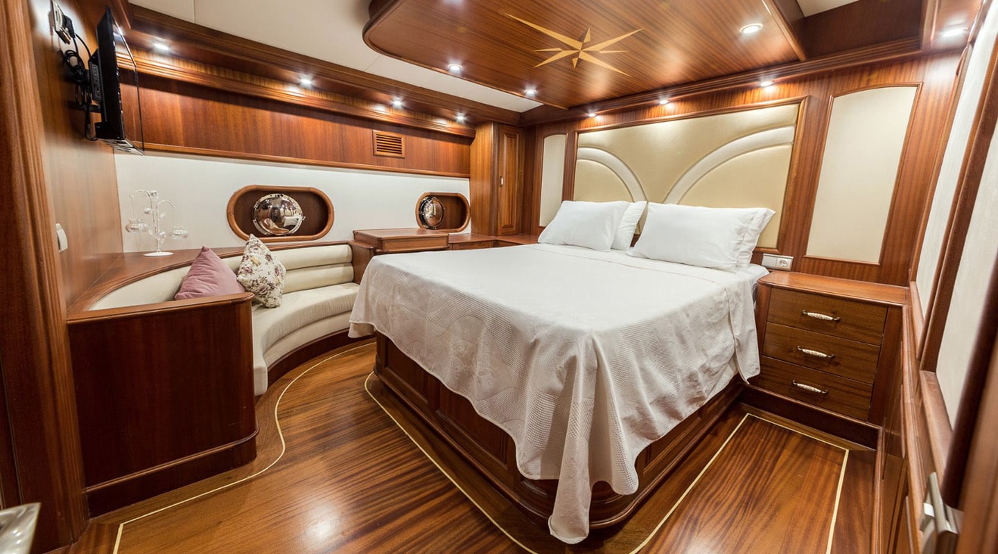 High Point Yachting - HALCON DEL MAR Double cabin (2)