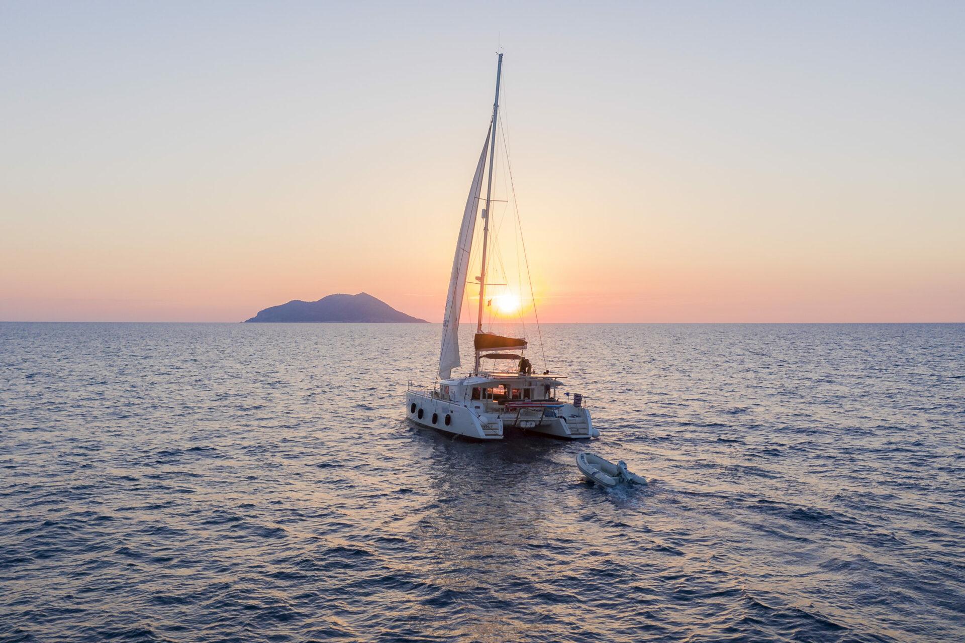 Catamaran Marla sailing