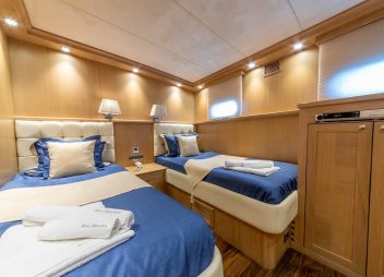 twin cabin yacht charter Blue Heaven