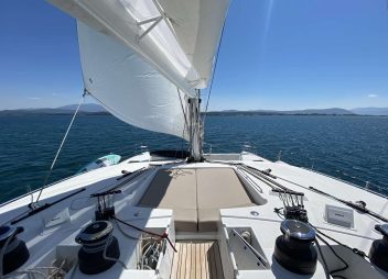 catamaran yacht charter Grace sun deck