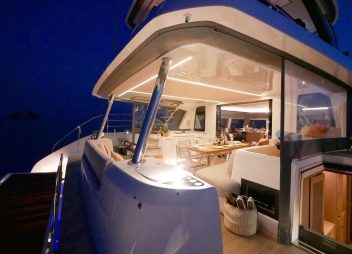 yacht charter aft deck Kingfisher