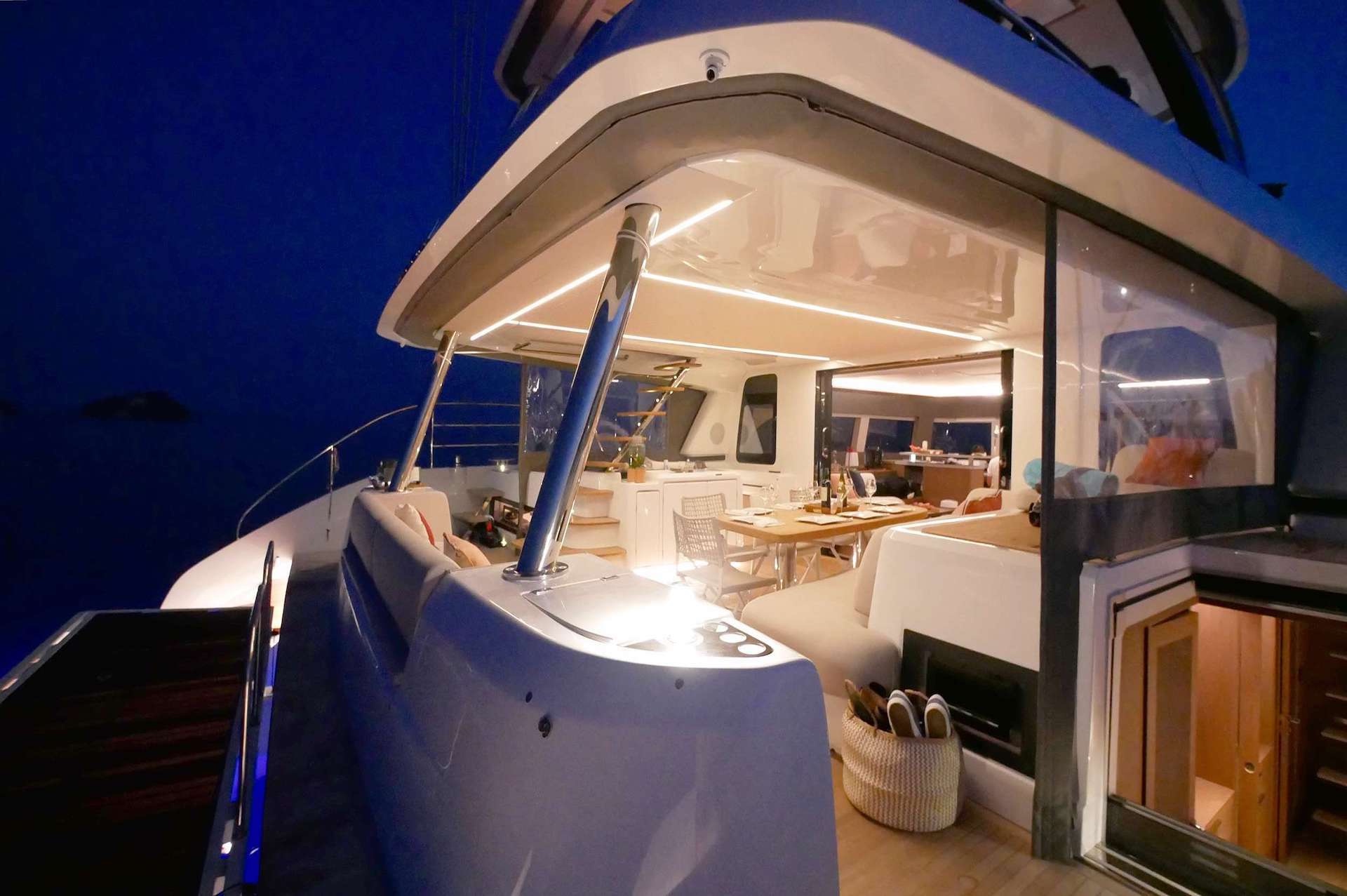 yacht charter aft deck Kingfisher