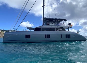 yacht charter Calma catamaran