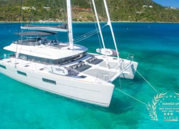 Yacht charter catamaran Le Reve