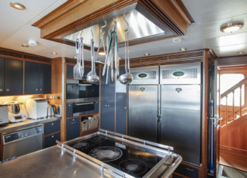 Dardanella_Interior_Galley_042