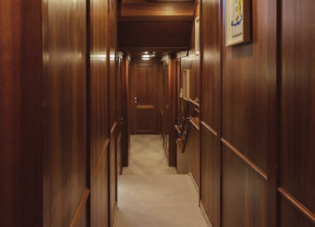 Dardanella_Interior_Hallway_002