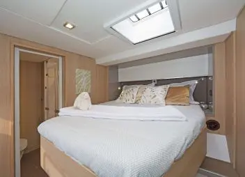 luxury cabin yacht charter Babalu
