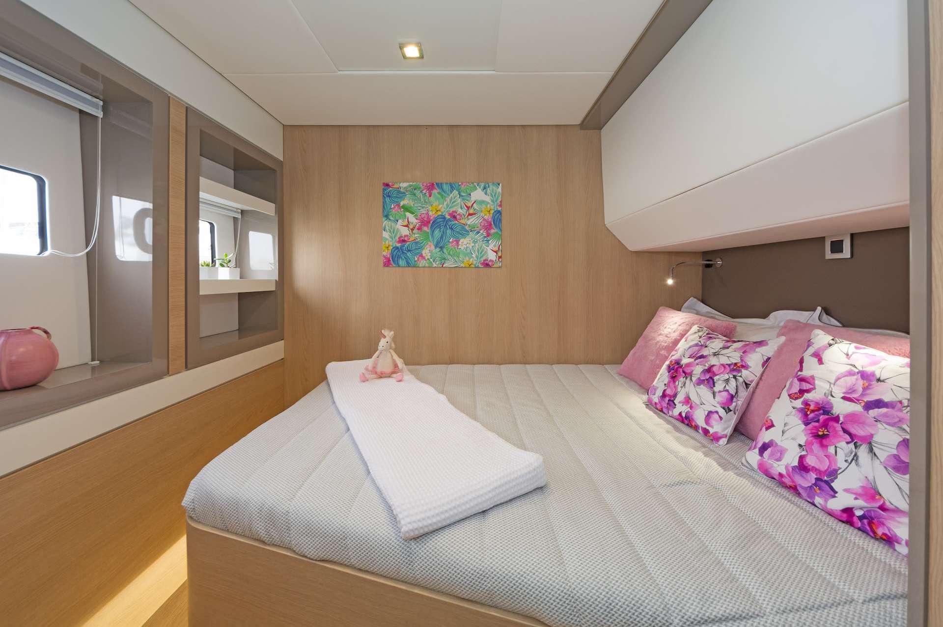 yacht charter Babalu cabin