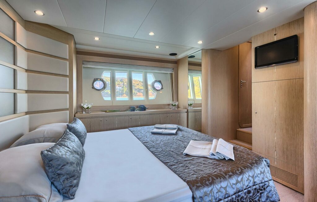 Motor Yacht Kimon - VIP cabin