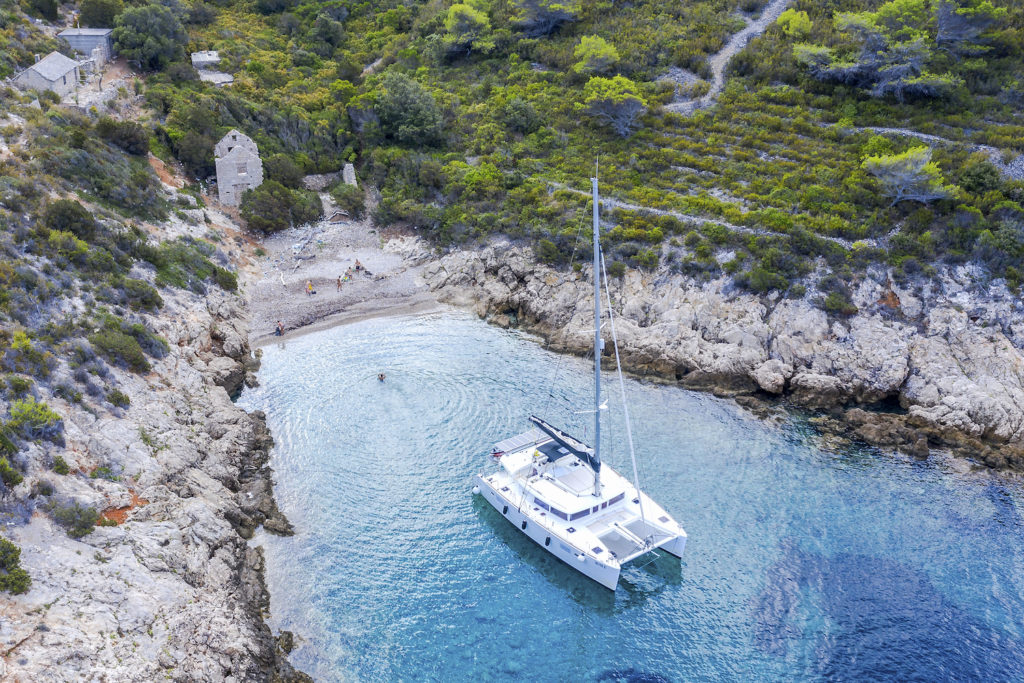 Catamaran MARLA crewed charter - High Point Yachting