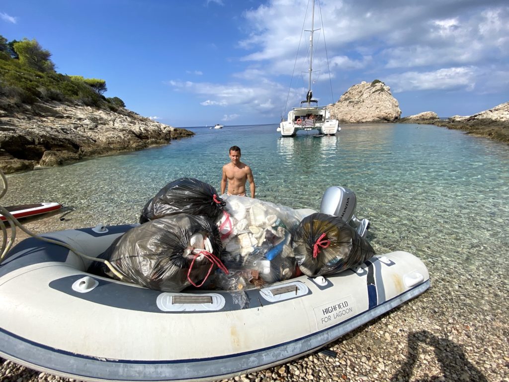 Catamaran MARLA - beach clean-up on island Vis