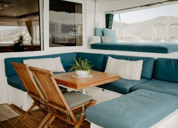 yacht charter Ebb & Flow cabin