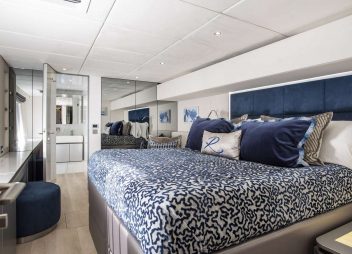 Caribbean yacht charter Relentless II guest cabin