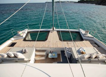 catamaran yacht charter Sunbreeze