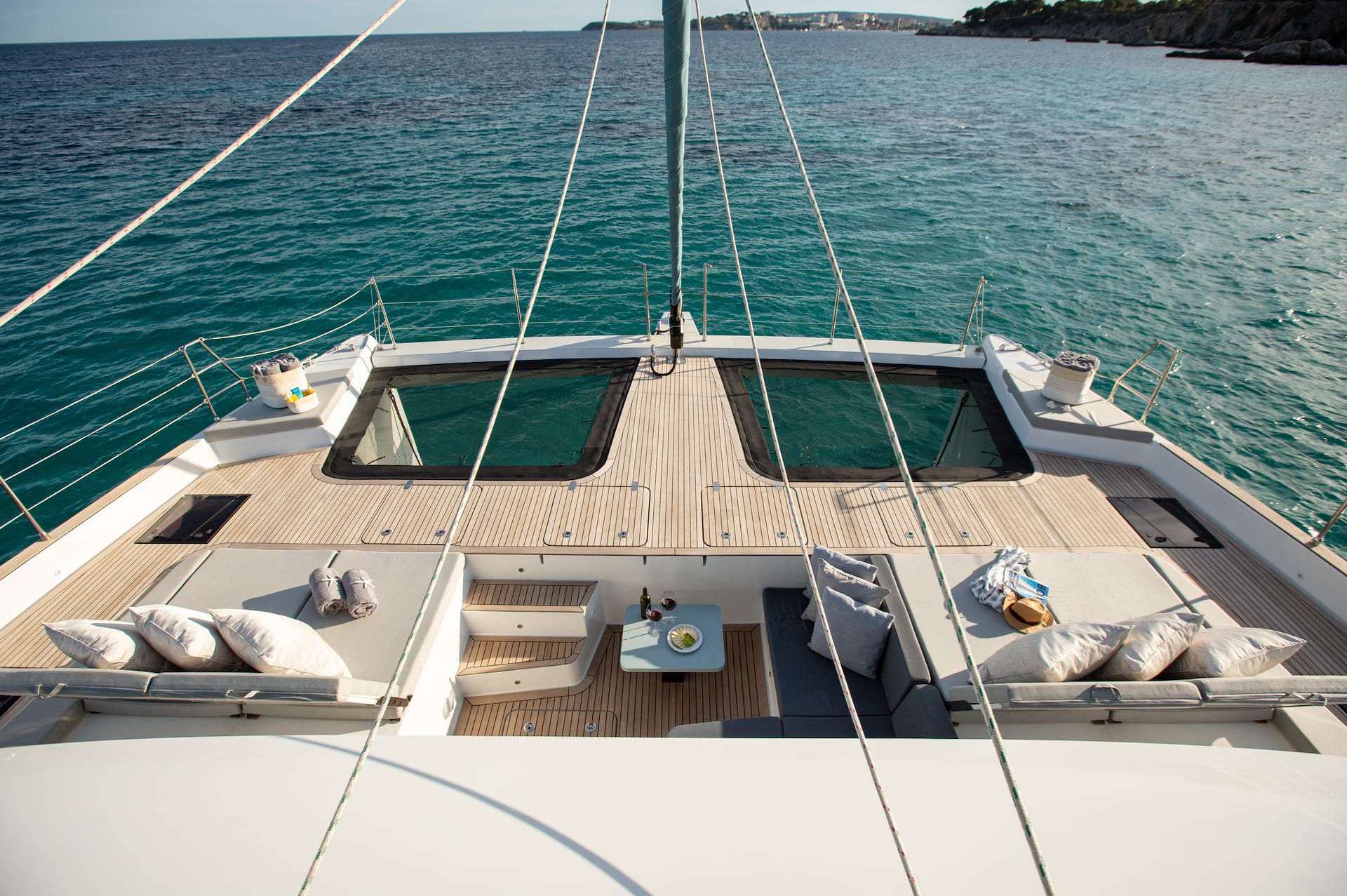 catamaran yacht charter Sunbreeze