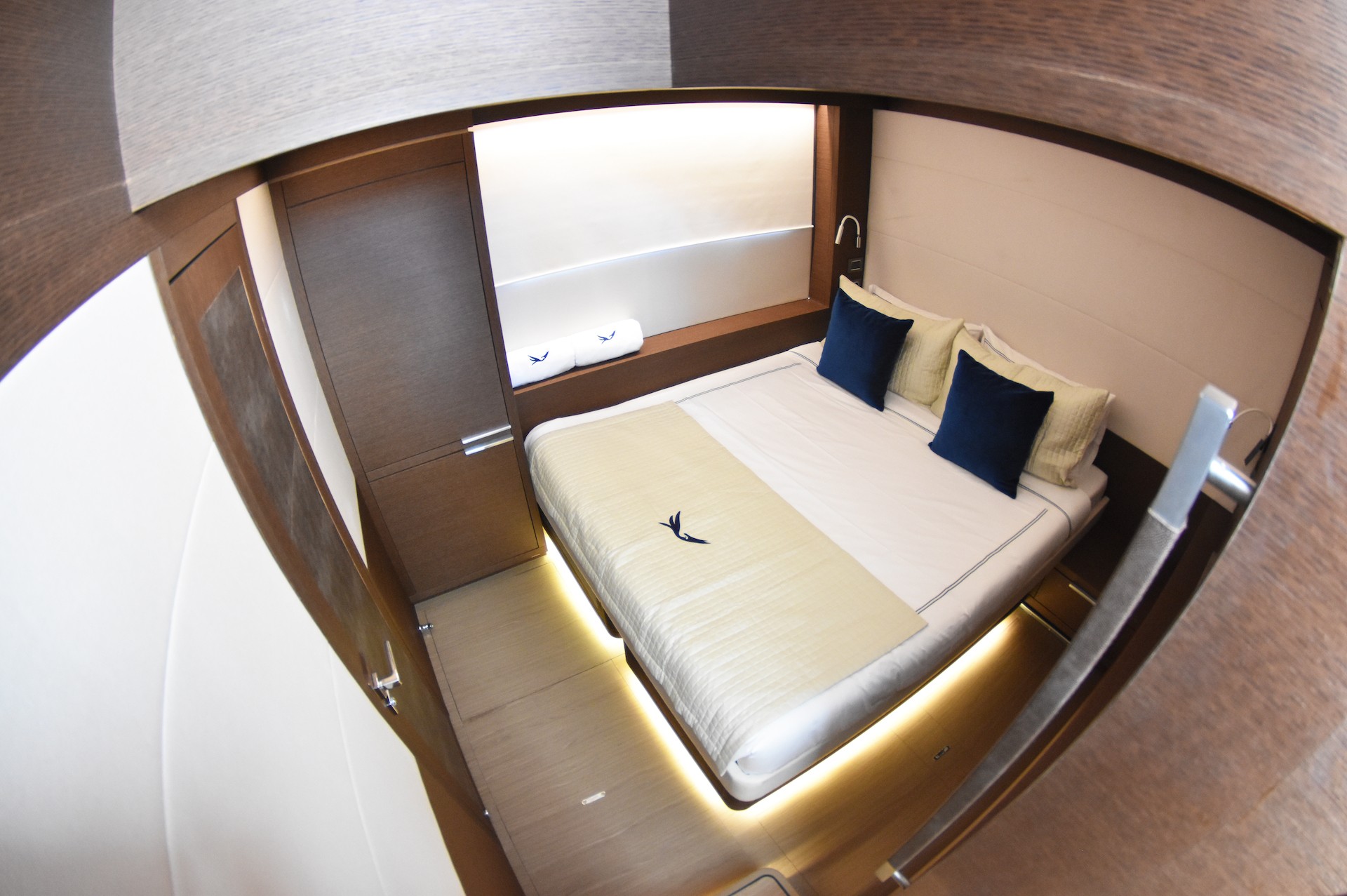 charter Mariah Princess iii vip cabin