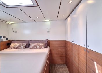 crewed yacht charter Aizu cabin