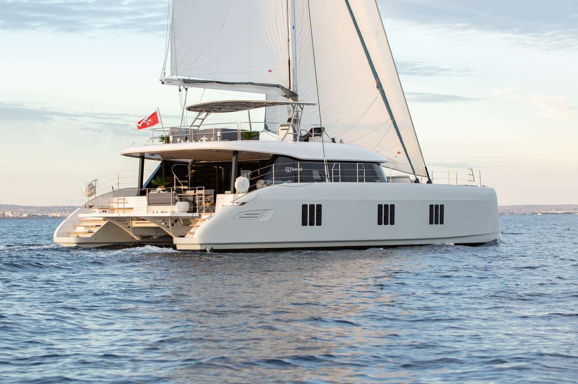 crewed yacht charter Sunbreeze