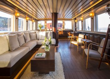 crewed yacht charter Satori saloon