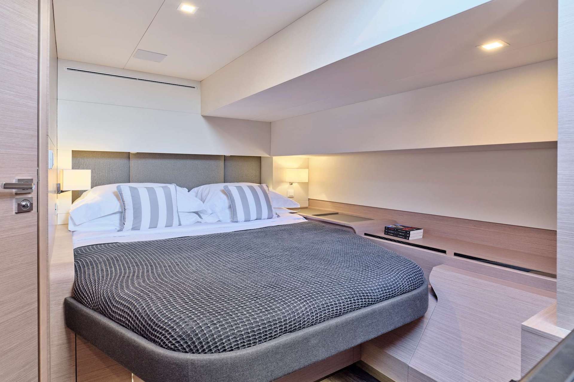 guest cabin yacht charter Alexandra II
