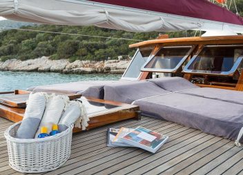 Turkey yacht charter Primadonna deck