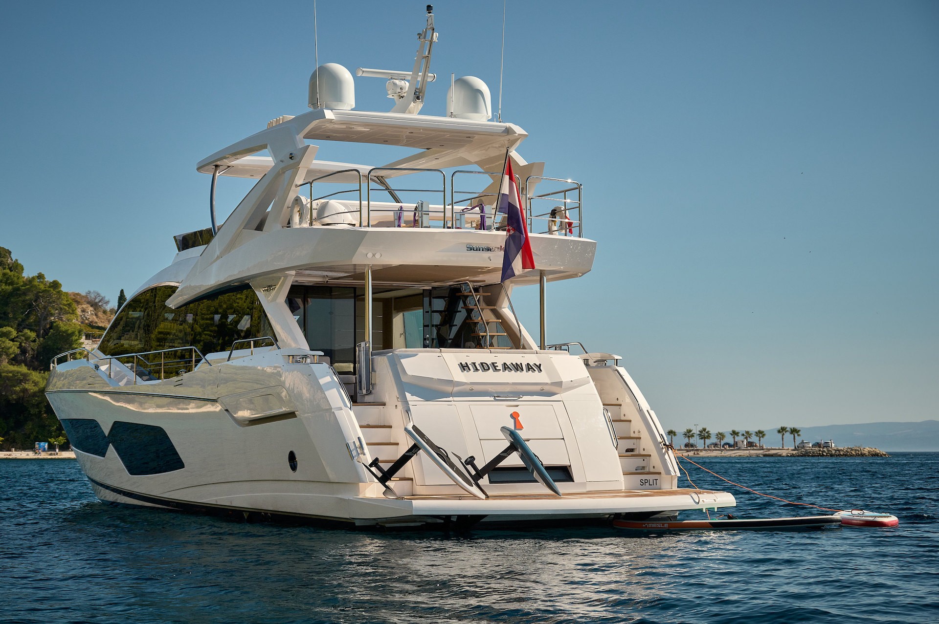 water toys Hideaway1 motor yacht