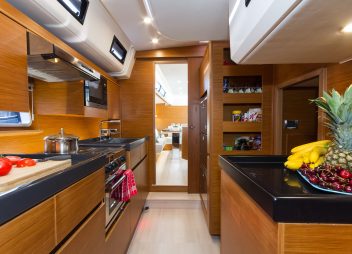 yacht charter Alizee galley