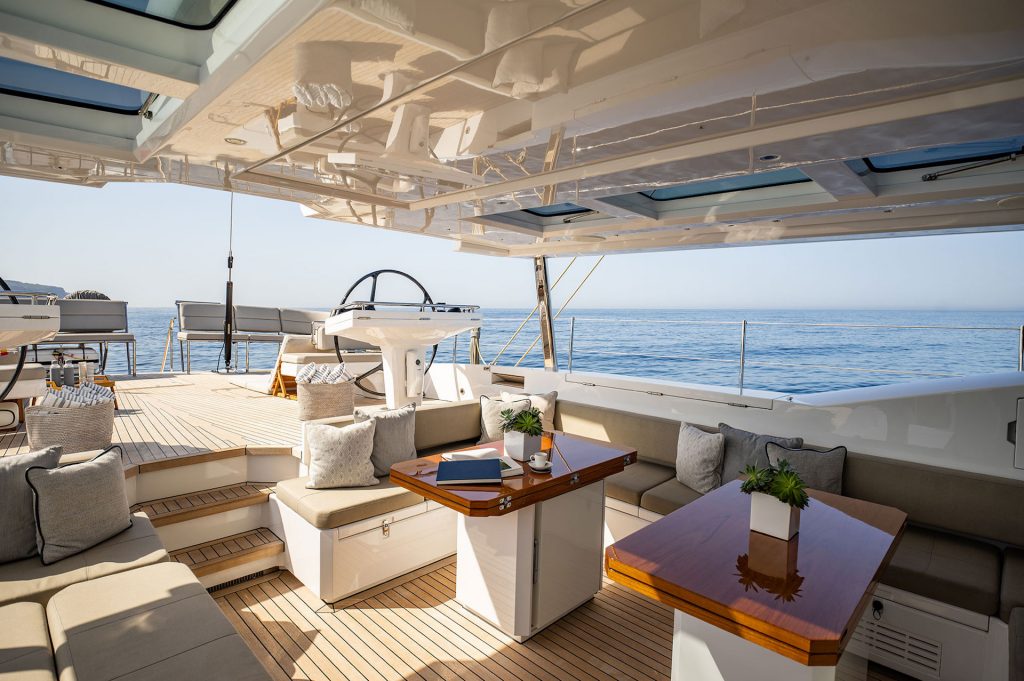 yacht charter Archelon deck area