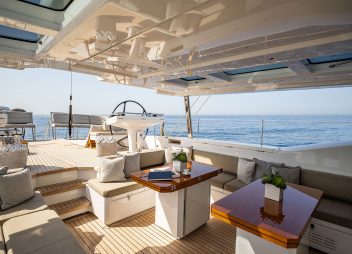 yacht charter Archelon deck area