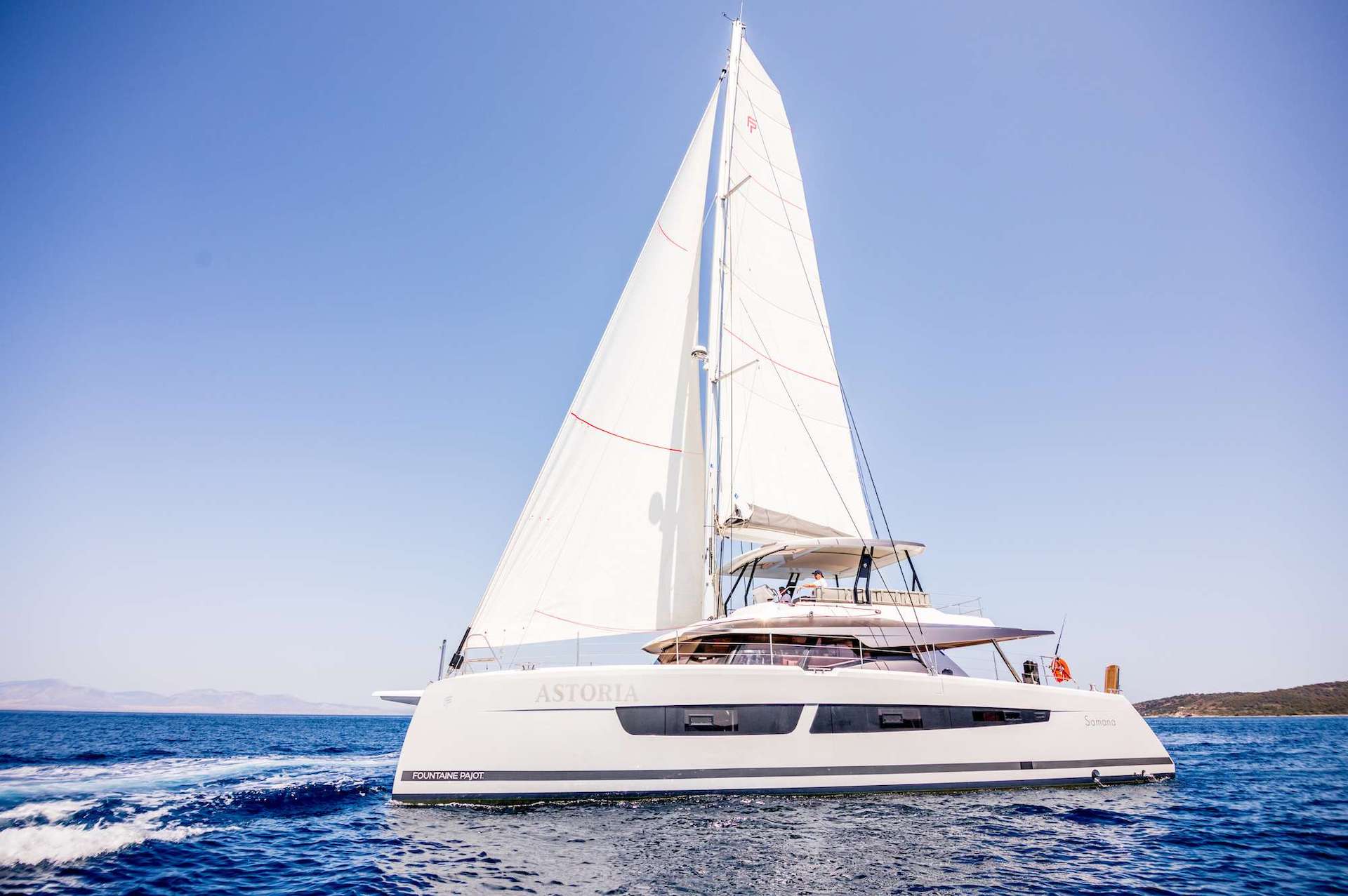 yacht charter catamaran Astoria Greece