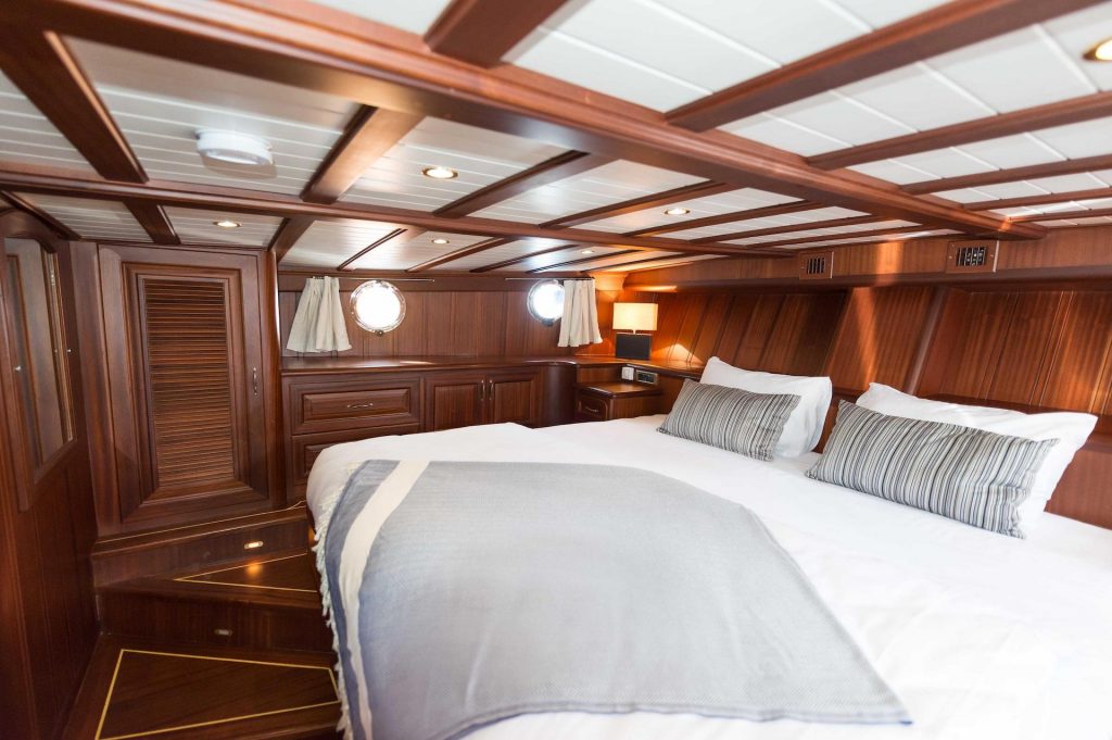 yacht charter Primadonna aft cabin