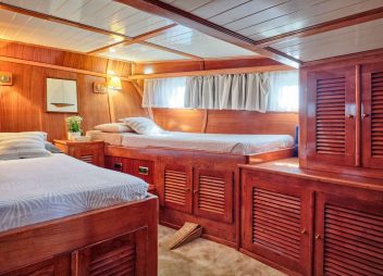 yacht charter twin cabin Myra