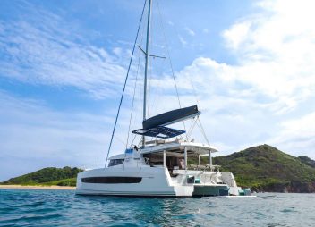 catamaran yacht charter Nae Kae