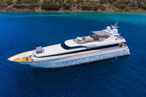 luxury crewed yacht charter Shooting Star