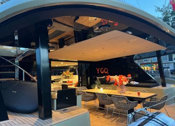 yacht charter ygo dining