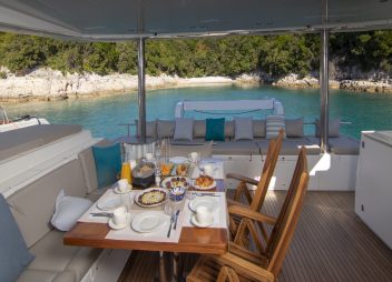 Cool Change dining yacht charter