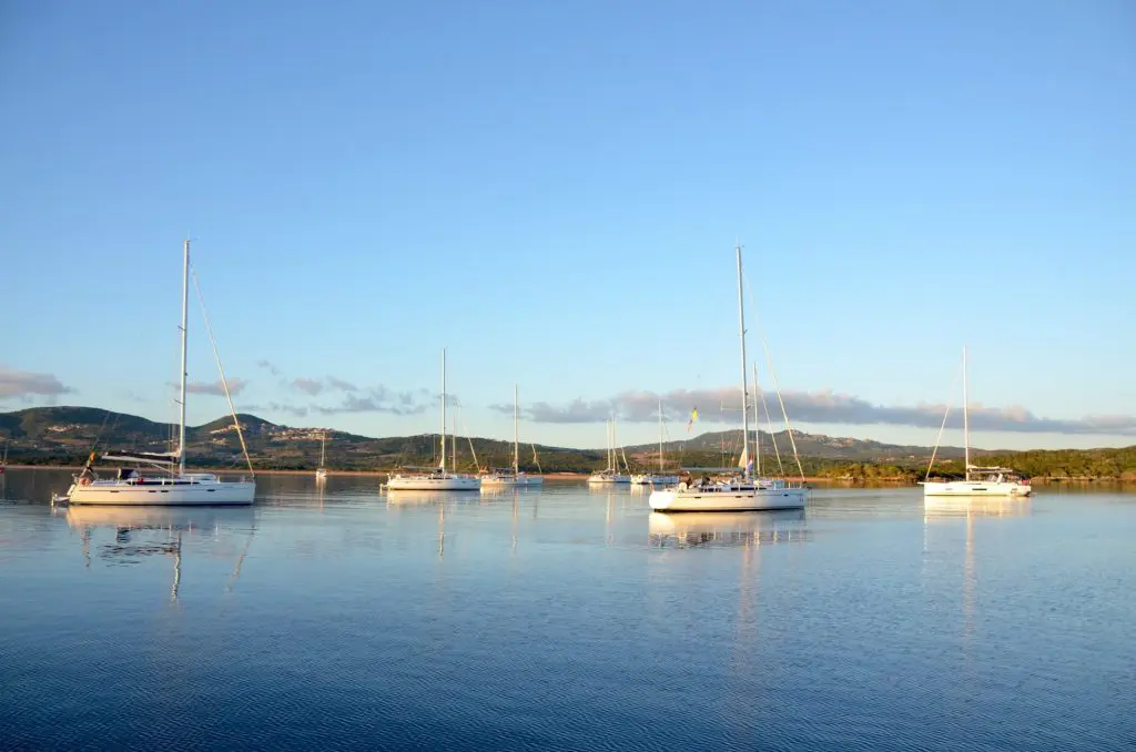 Charter yacht sailing regatta HPYF