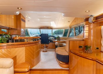 motor yacht charter Happy 3 galley