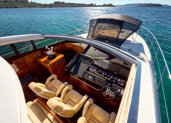 motor yacht ghost captain