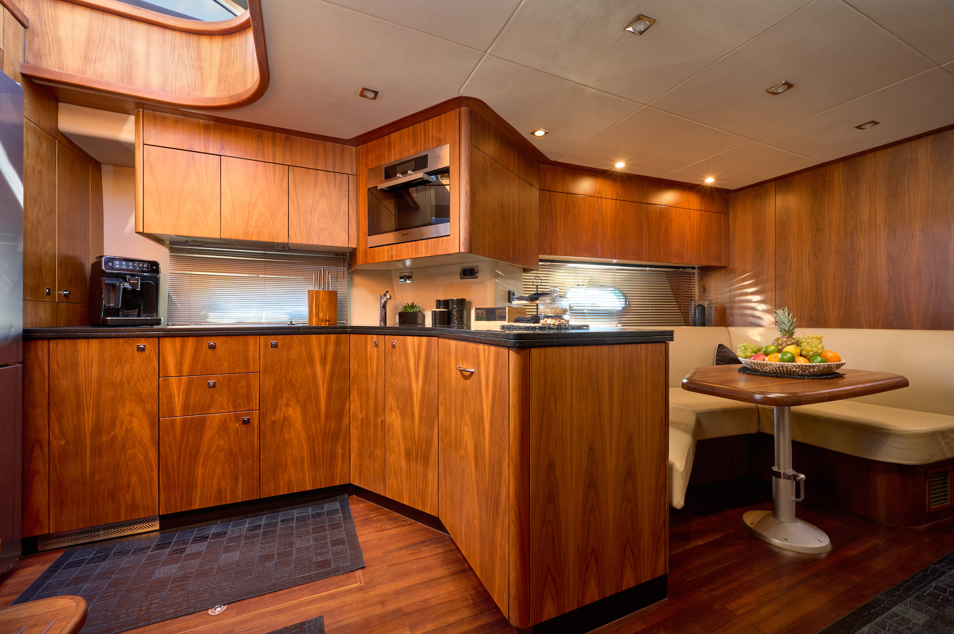 yacht charter ghost galley