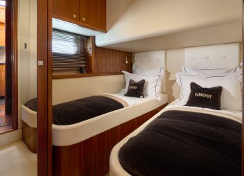 yacht charter ghost twin cabin