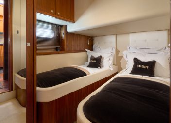 yacht charter ghost twin cabin