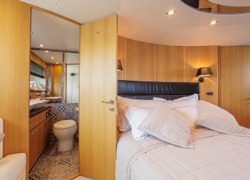 luxury yacht charter Croatia JoliDor master cabin