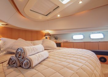 yacht charter Jolidor vip cabin