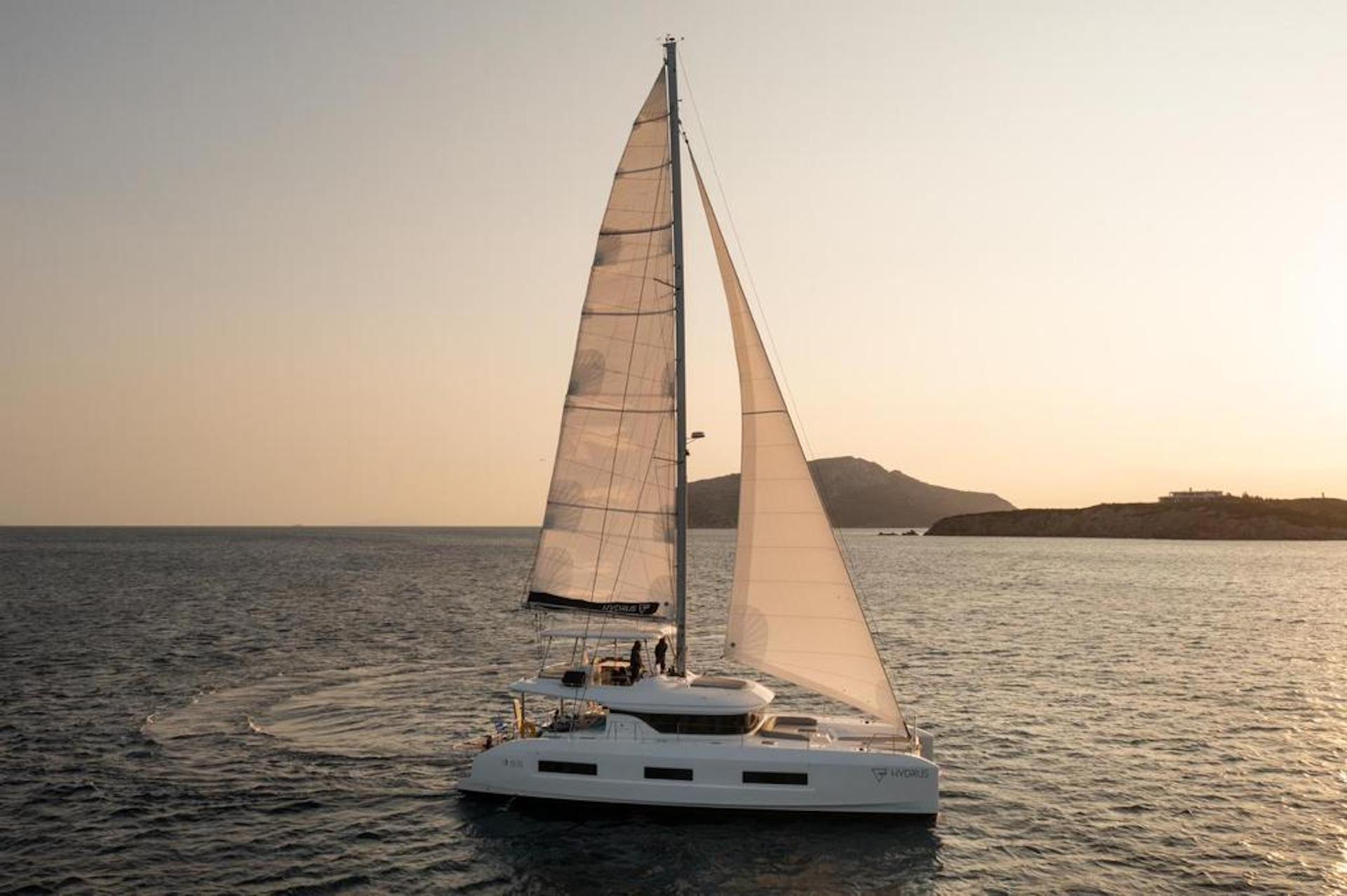 catamaran yacht charter Hydrus sailing