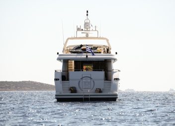 luxury yacht charter Zen